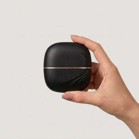 EVA™ Portable retouching comb